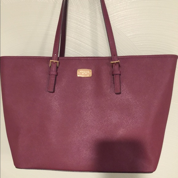 Michael Kors Handbags - XL Merlot Michael Kors Jet Set Tote